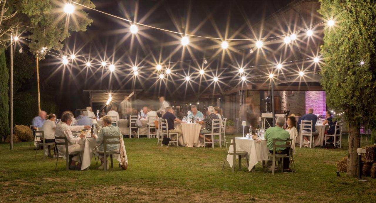 Poggiovalle Tenuta Italiana ชิตตา เดลลา ปีเอเว ภายนอก รูปภาพ