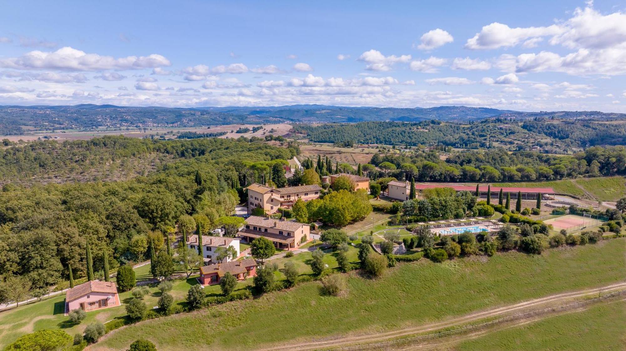 Poggiovalle Tenuta Italiana ชิตตา เดลลา ปีเอเว ภายนอก รูปภาพ