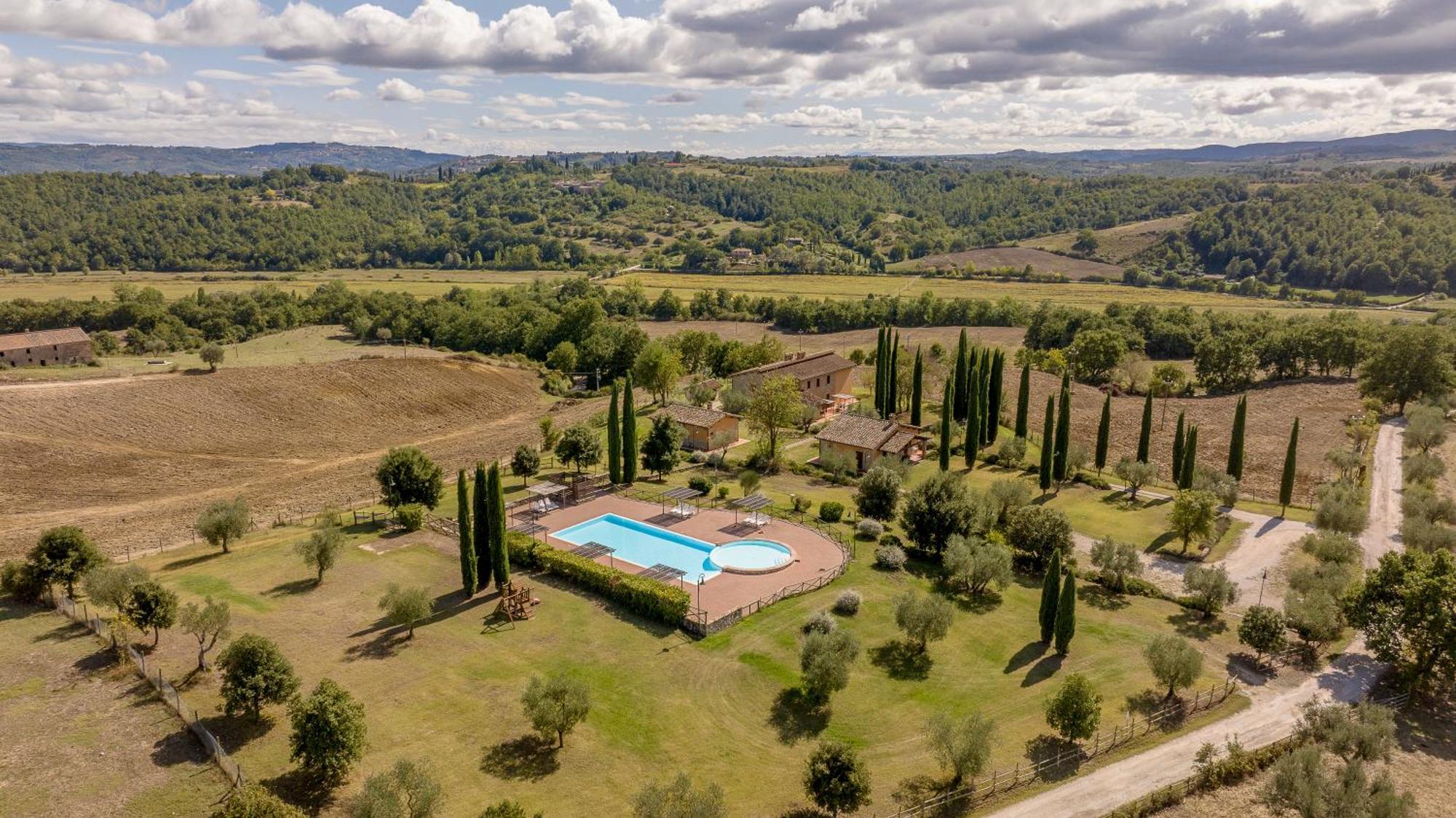 Poggiovalle Tenuta Italiana ชิตตา เดลลา ปีเอเว ภายนอก รูปภาพ