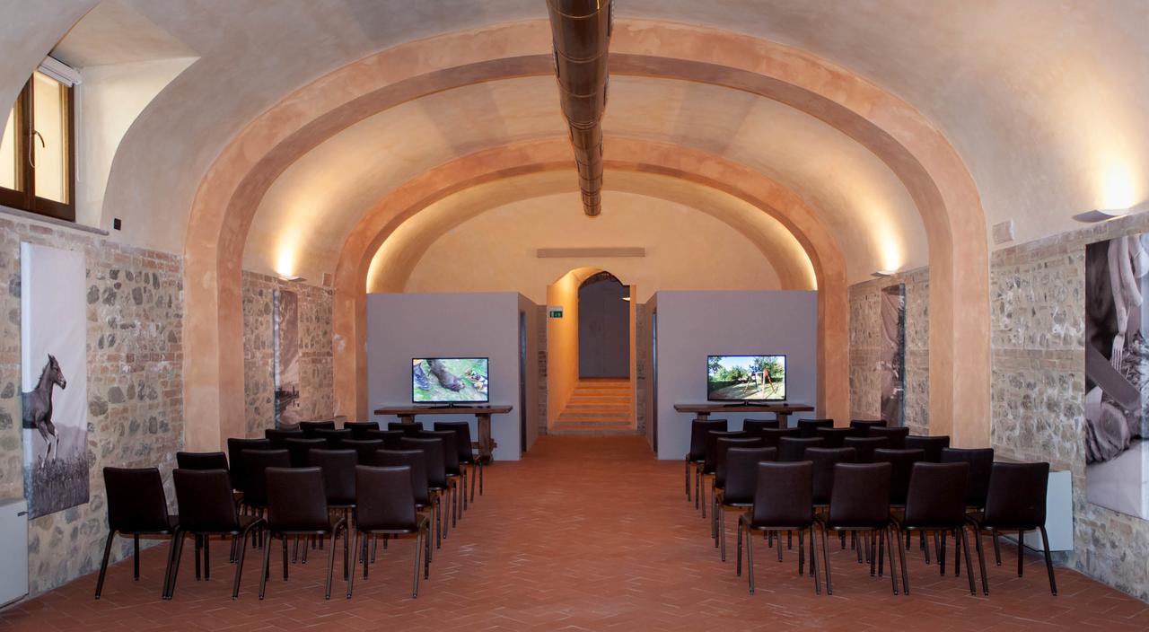 Poggiovalle Tenuta Italiana ชิตตา เดลลา ปีเอเว ภายนอก รูปภาพ